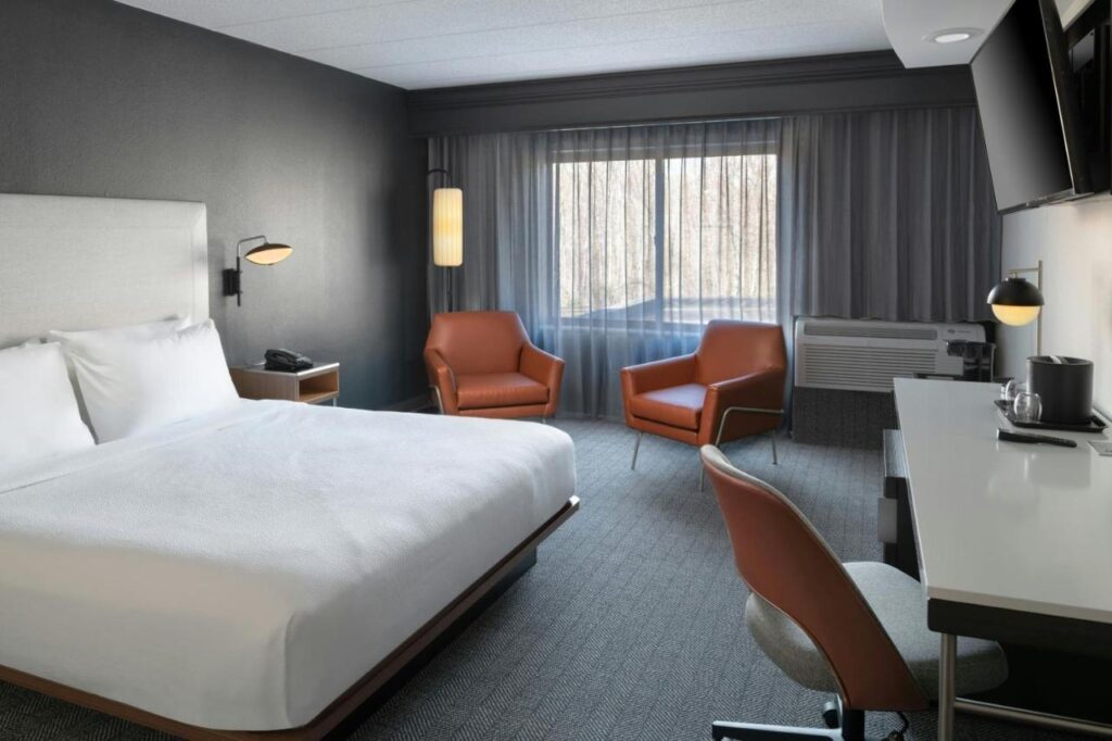 Courtyard by Marriott Providence Lincoln - Image 6