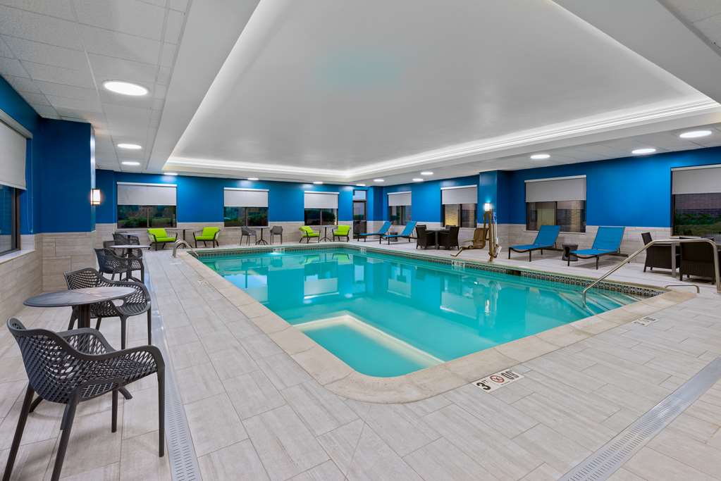Hampton Inn Coventry-Warwick Area - Image 6