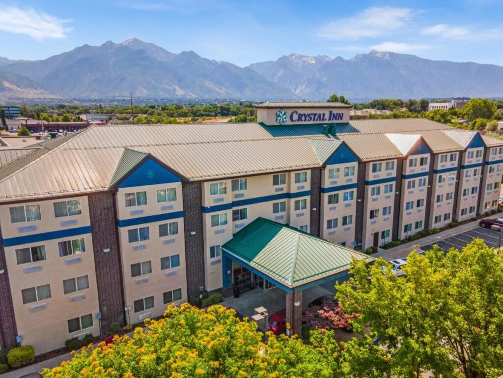 Crystal Inn Hotel & Suites - Midvalley - Image 1