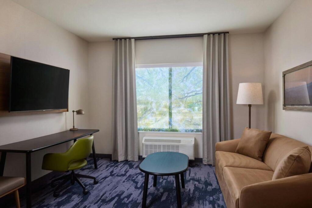 Fairfield by Marriott Inn & Suites Salt Lake City Southwest - Image 6