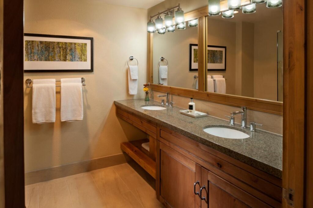 Grand Summit Lodge by Park City - Canyons Village - Image 2