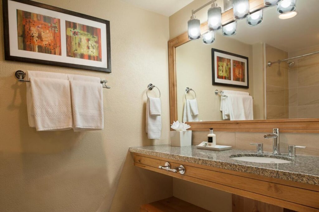 Grand Summit Lodge by Park City - Canyons Village - Image 4
