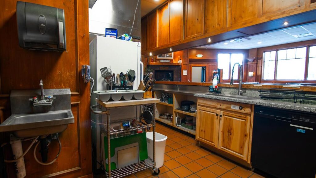 Park City Hostel - Image 2