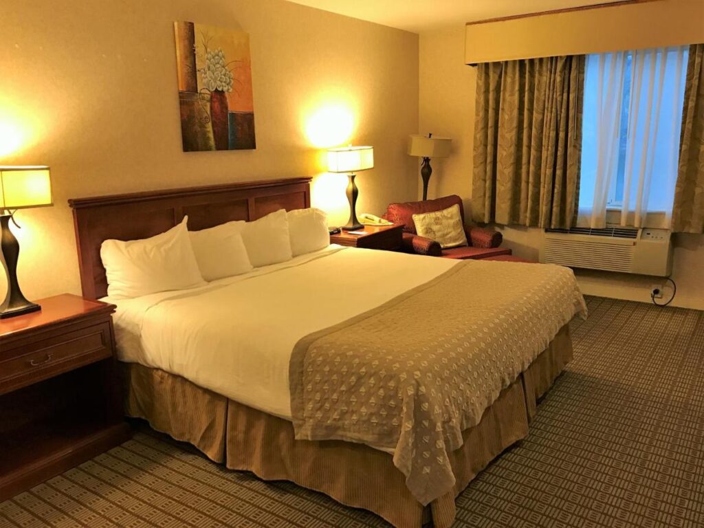 Ramada by Wyndham Draper, Utah - Image 2