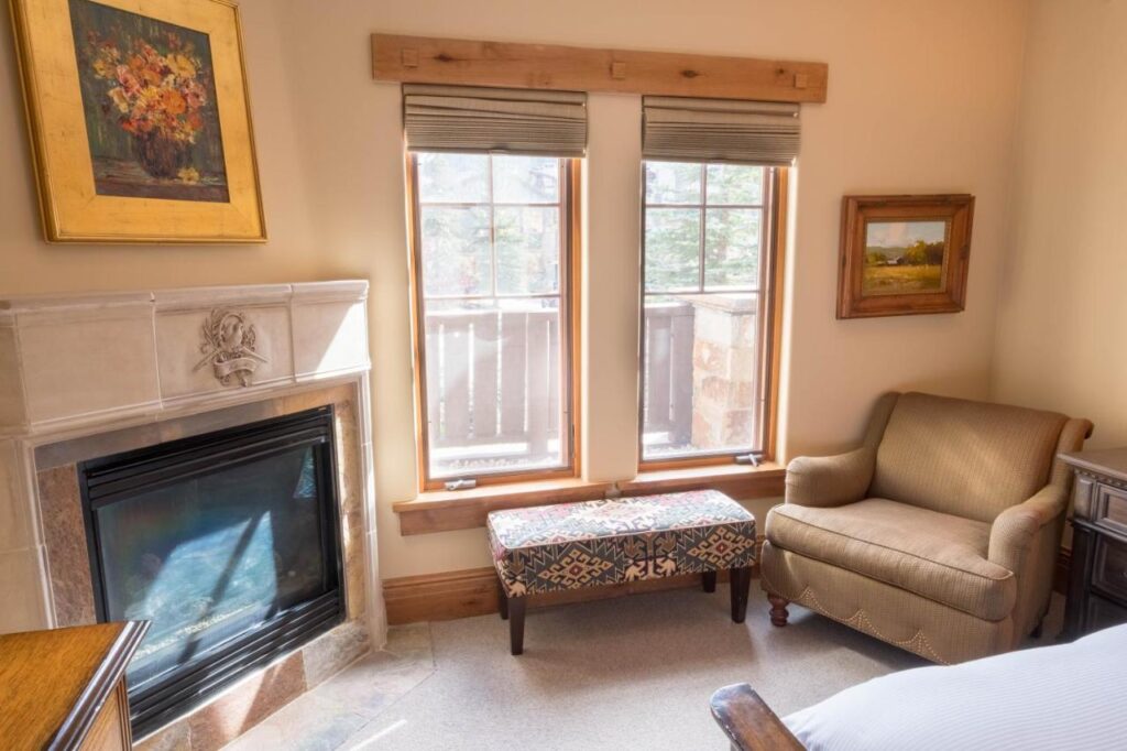 The Chateaux Deer Valley - Image 4