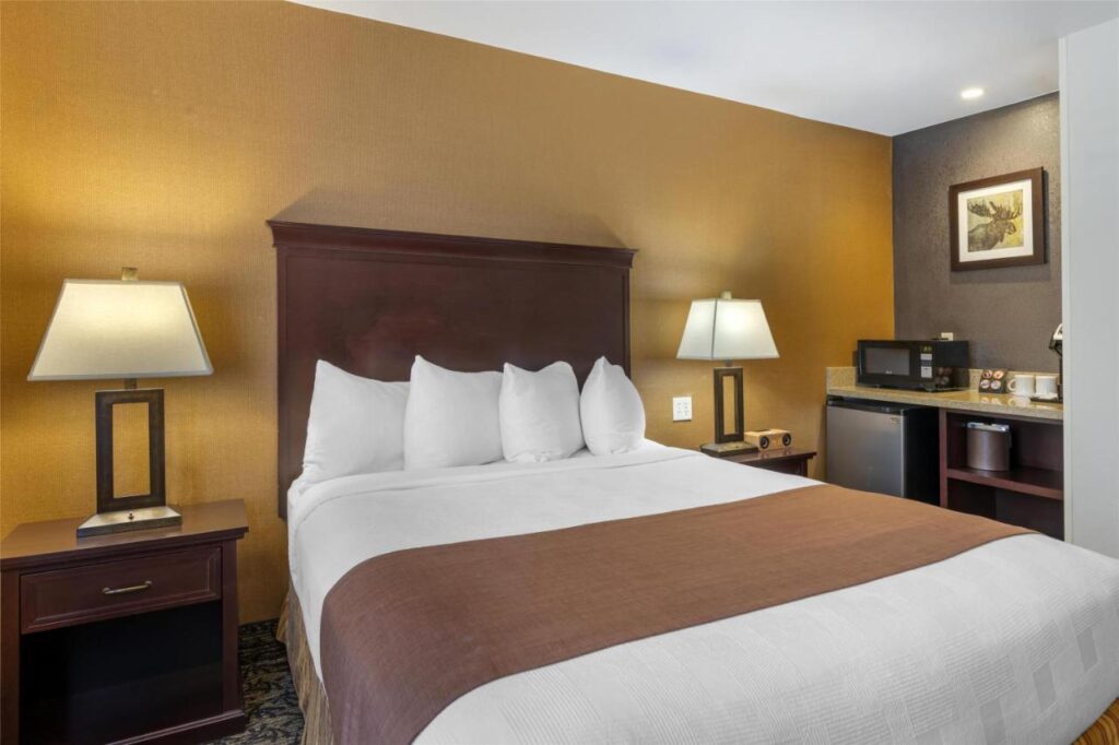 Best Western Plus Truckee-Tahoe Hotel - Image 4