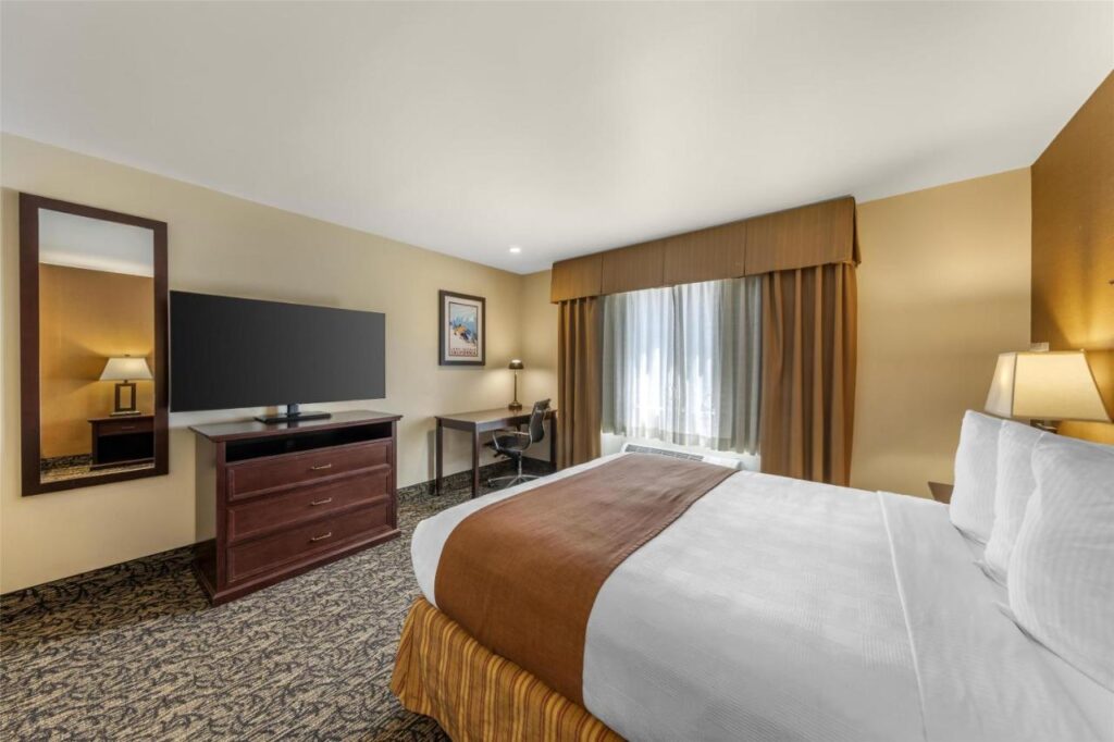 Best Western Plus Truckee-Tahoe Hotel - Image 6