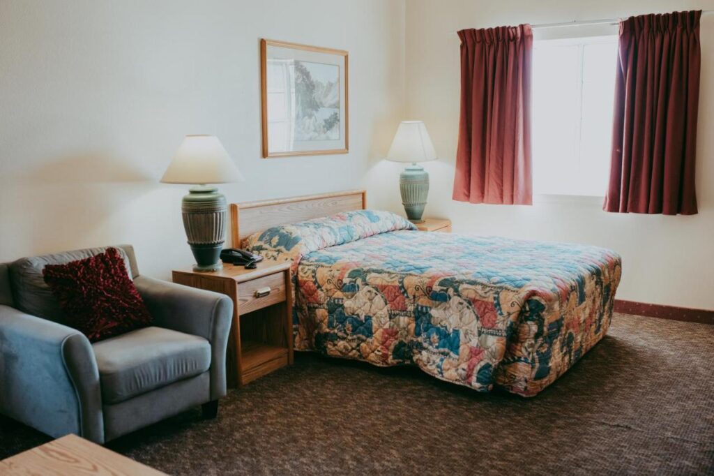 Carson City Plaza Hotel - Image 6