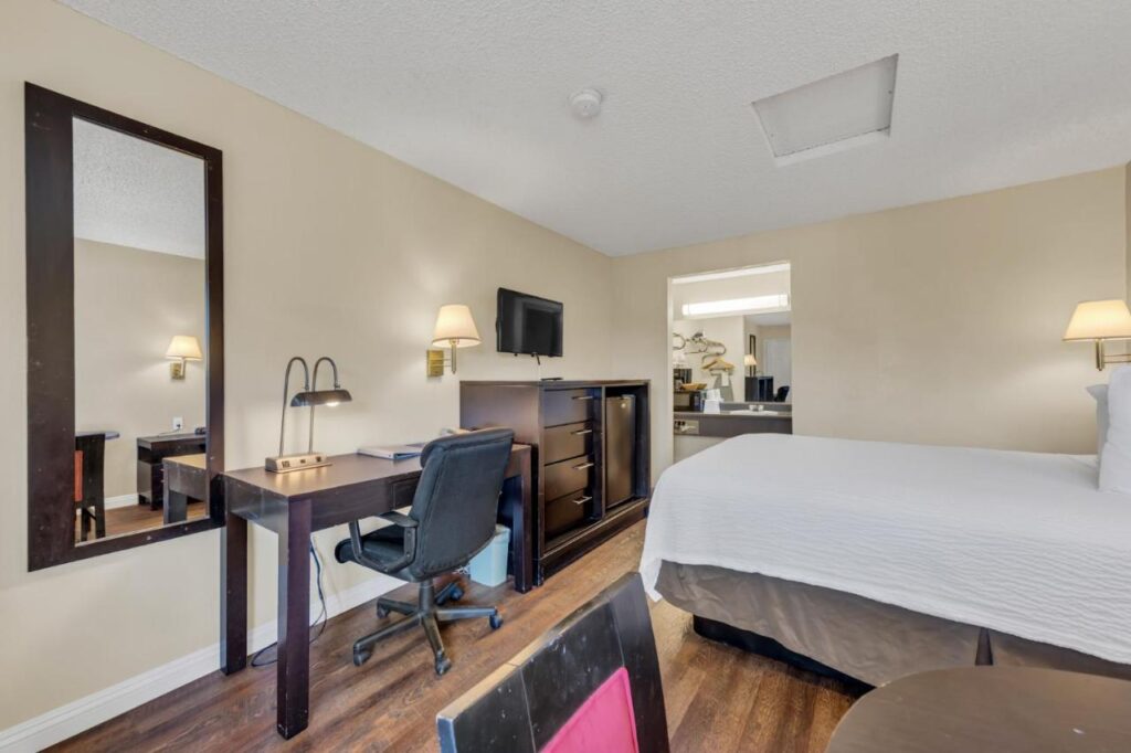 Days Inn by Wyndham Carson City - Image 5