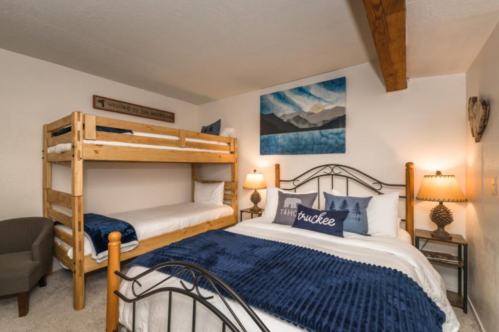 Donner Lake Inn - Image 2