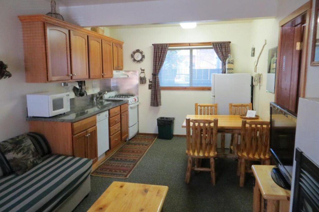 Franciscan Lodge - Image 6
