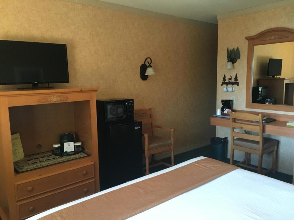 Pepper Tree Inn Tahoe City - Image 5