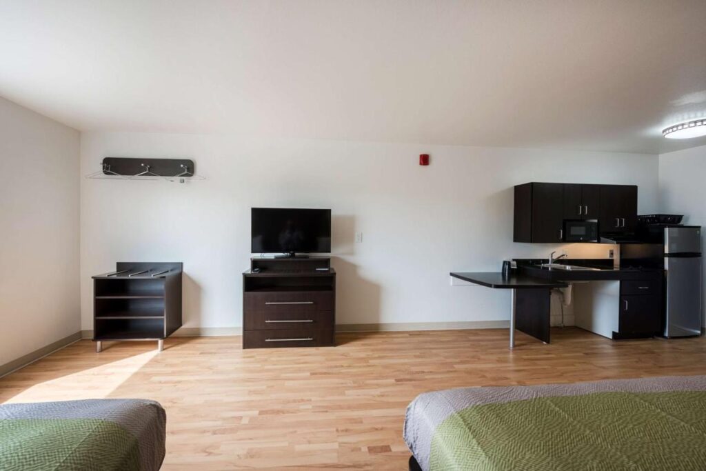 Studio 6-Mccarran, NV - Sparks - Tahoe - Reno Industrial Center - Image 3