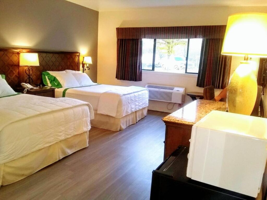 GuestHouse Inn Enumclaw - Image 2