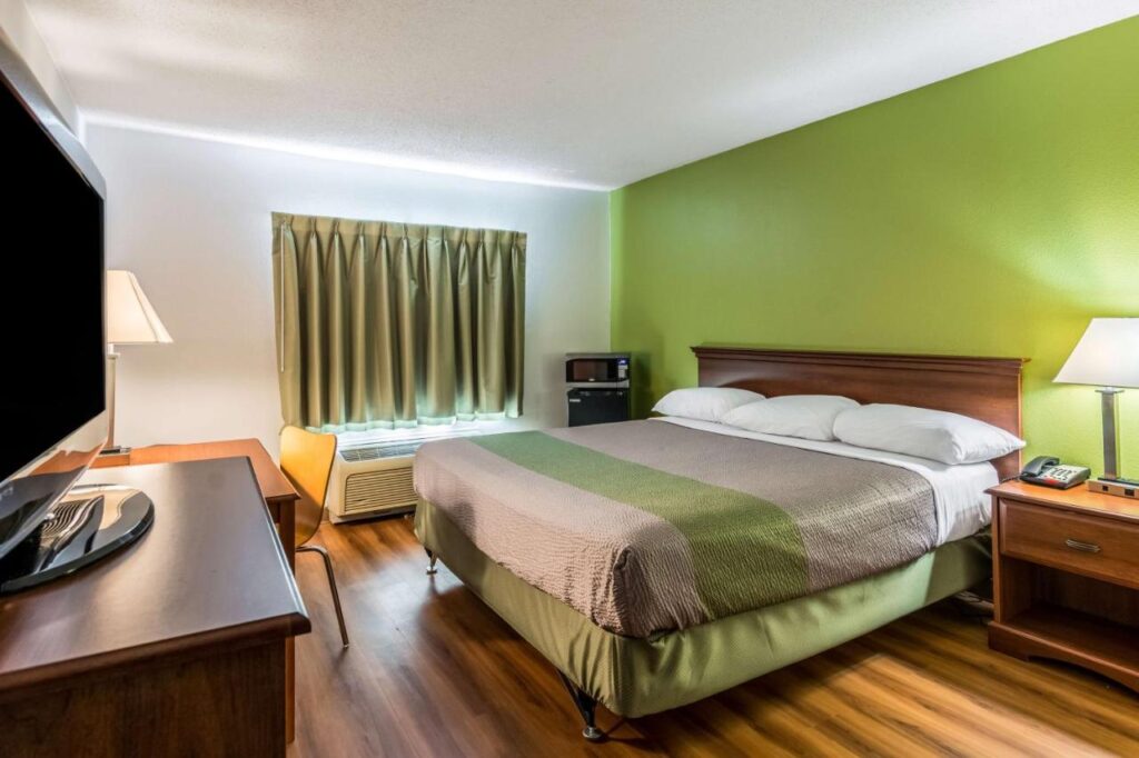Motel 6-Petersburg, VA - Fort Lee - Image 4
