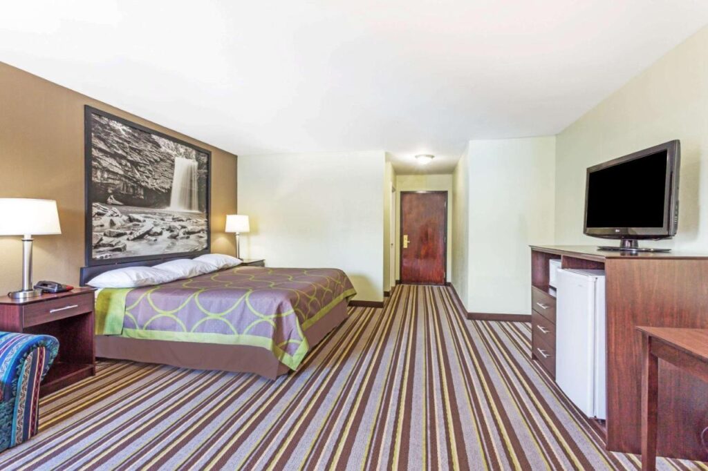 Super 8 by Wyndham Hull Street Midlothian Richmond Area - Image 5