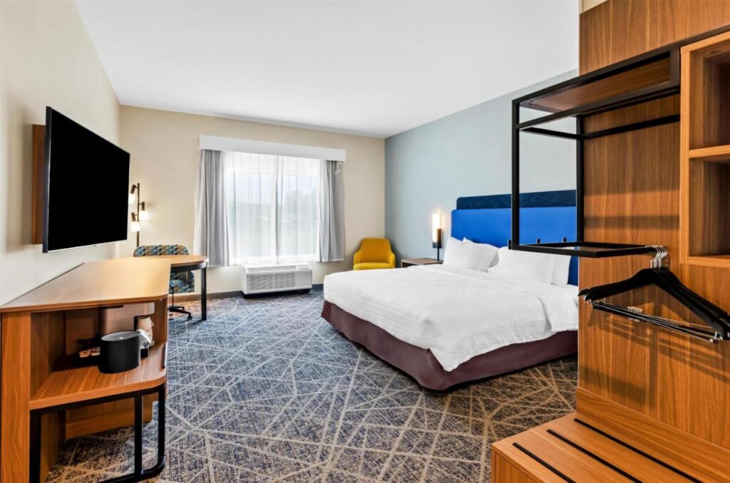 Hampton Inn Daleville - Image 5