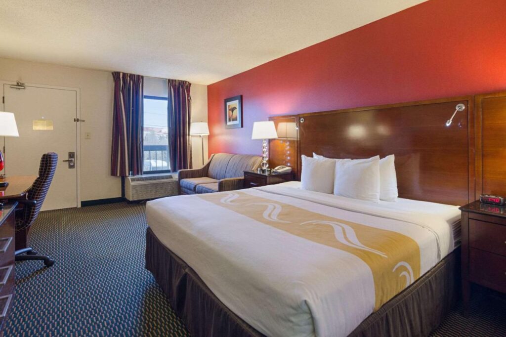 Quality Inn Christiansburg - Blacksburg - Image 6