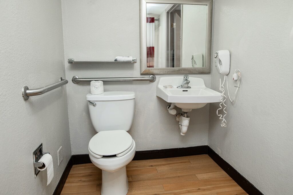 Red Roof Inn Rochester - Henrietta - Image 5