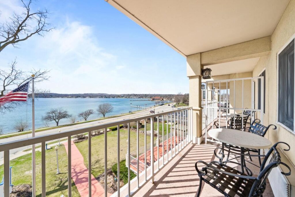 Bella Vista Suites Lake Geneva - Image 3