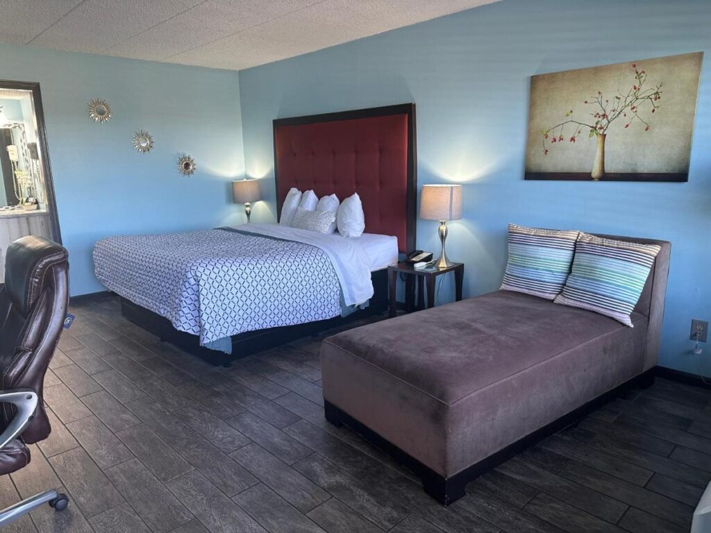 Geneva Wells Inn - Image 2