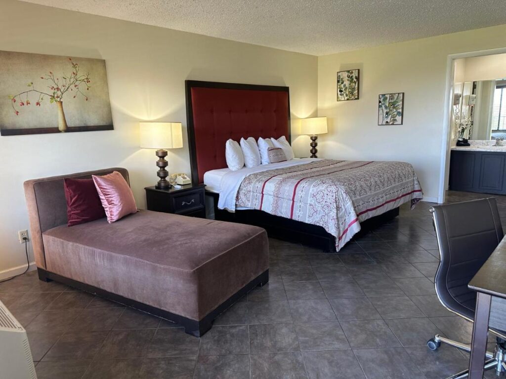 Geneva Wells Inn - Image 3