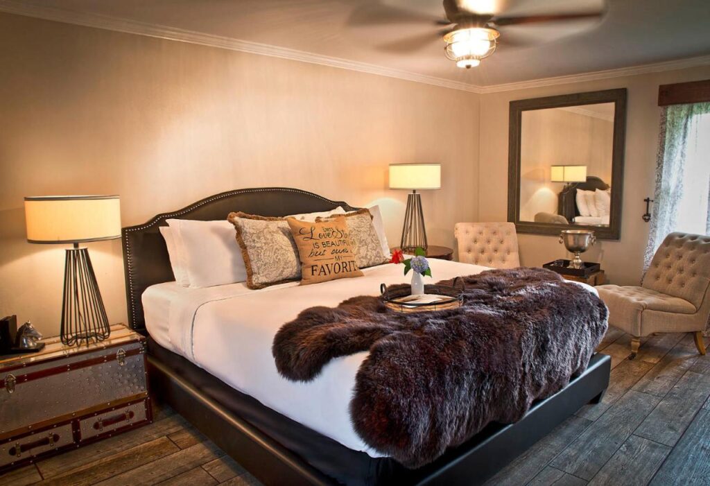 Maxwell Mansion Hotel - Image 4