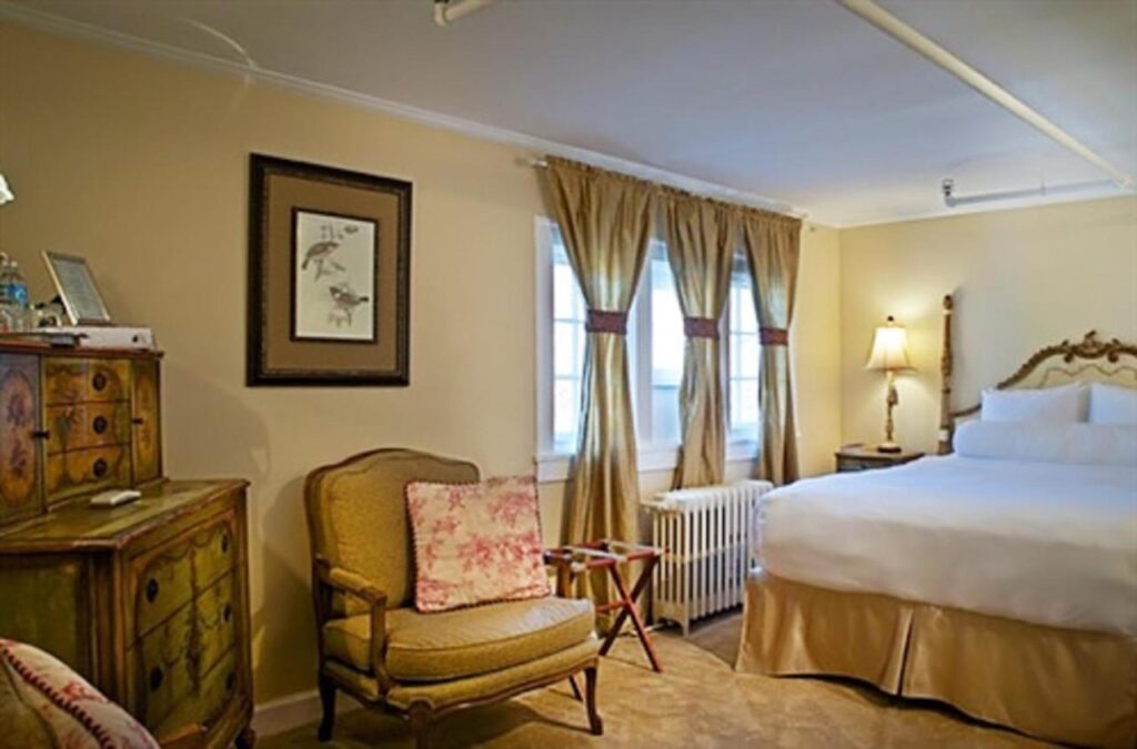 Maxwell Mansion Hotel - Image 6