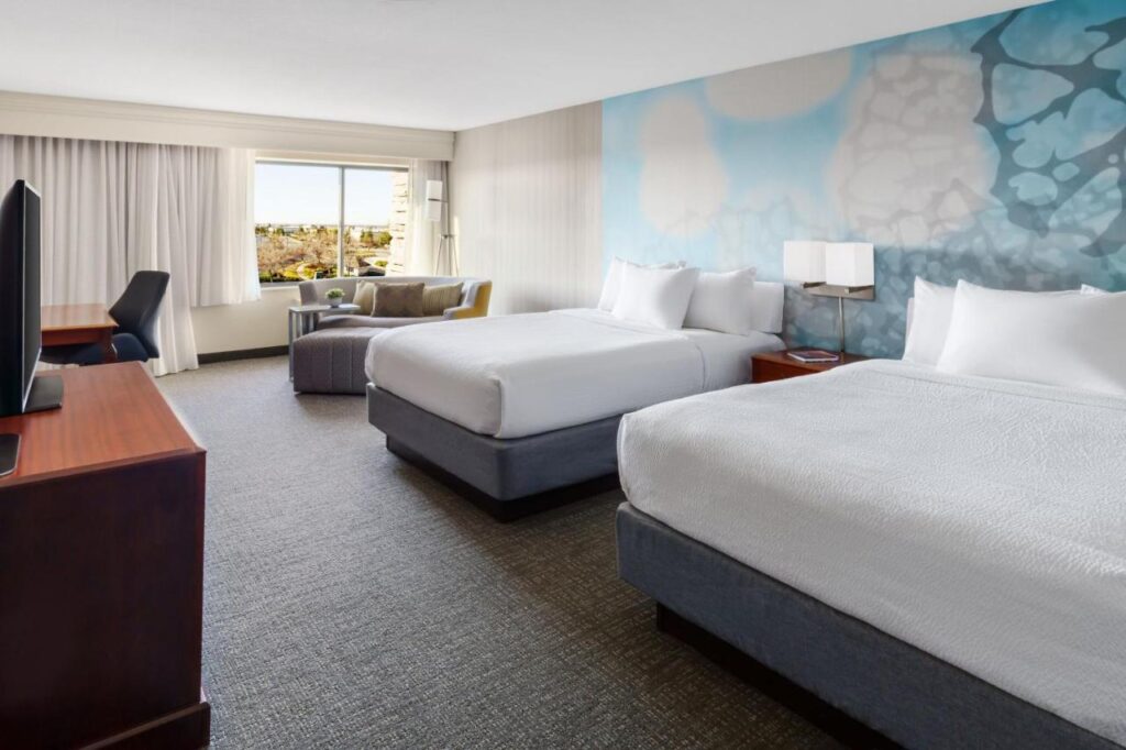 Courtyard by Marriott Roseville Galleria Mall/Creekside Ridge Drive - Image 6