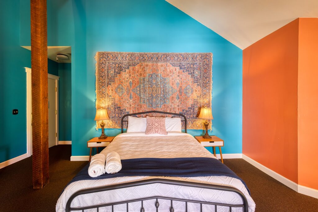 HI Sacramento Hostel - Image 5