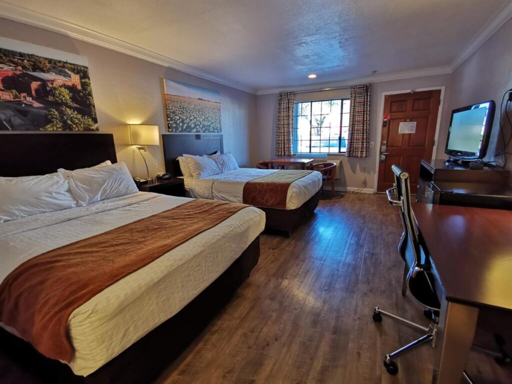 Journey Inn - Image 3