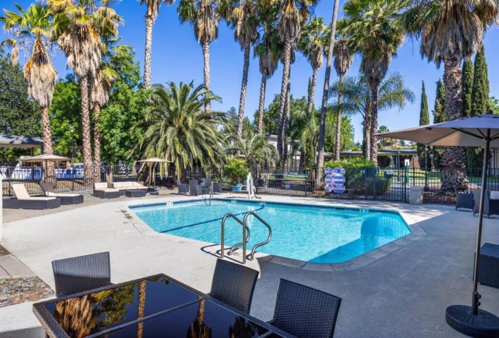 Prodigy Hotel, a Days Inn by Wyndham - Image 1