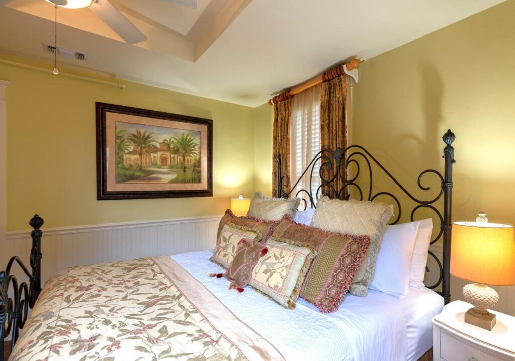 Cedar House Inn - Image 6