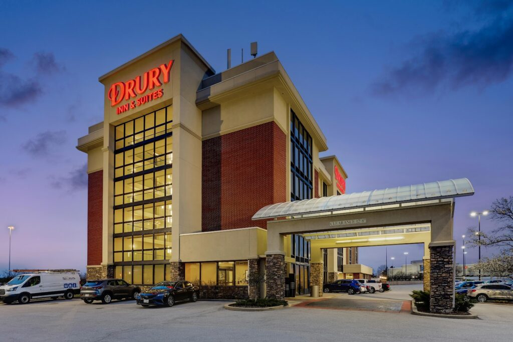 Drury Inn & Suites St. Louis St. Peters - Image 5