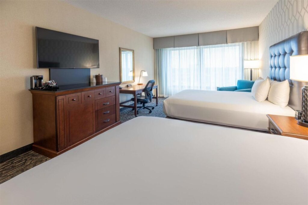 Drury Plaza Hotel St. Louis Chesterfield - Image 3