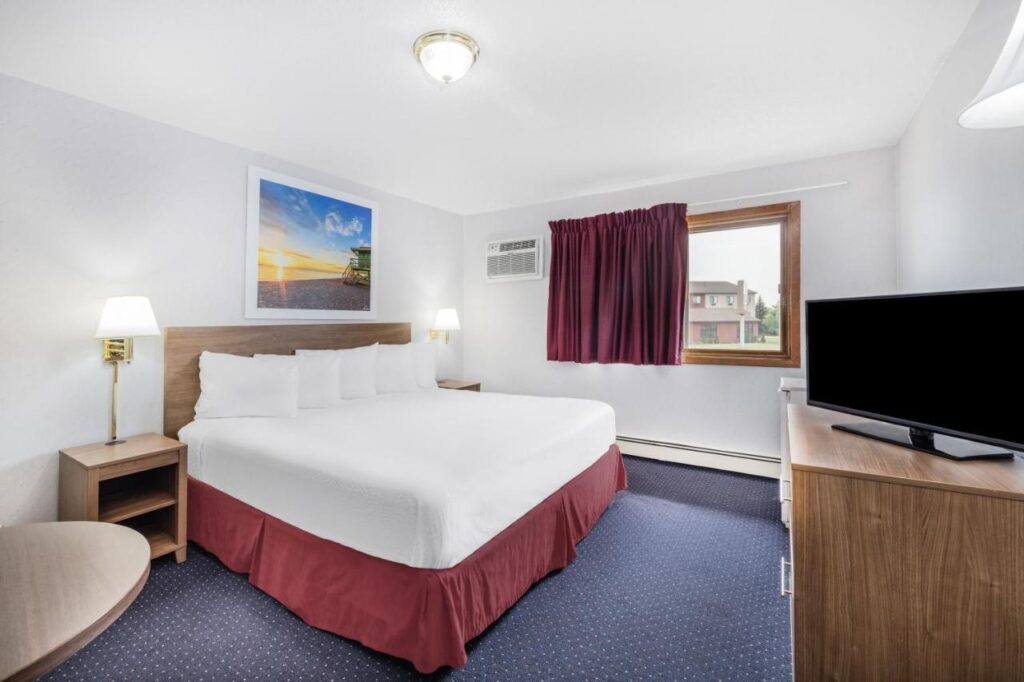 Days Inn by Wyndham Monticello - Image 2