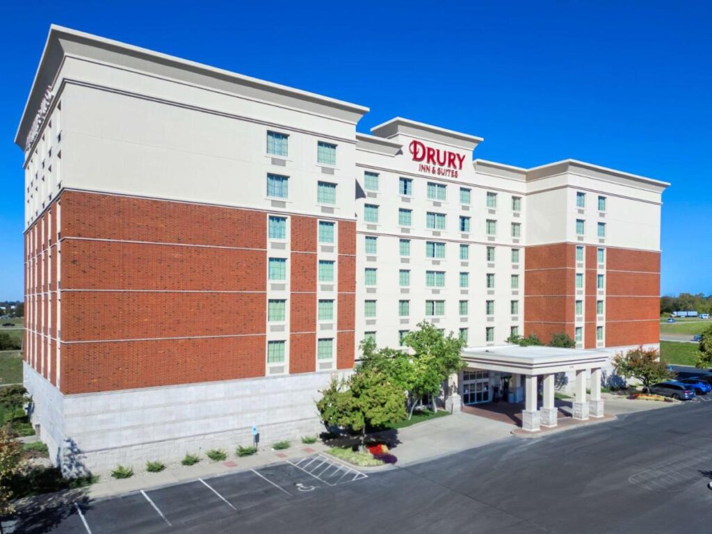 Drury Inn & Suites St. Louis/O'Fallon, IL - Image 1