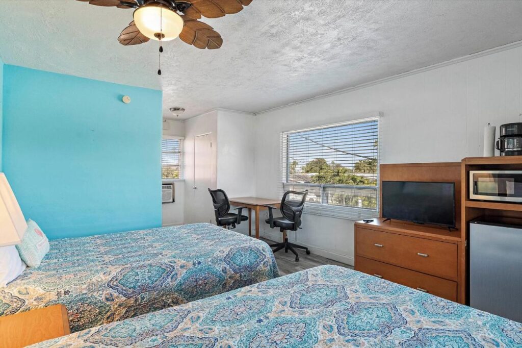 Malibu Resort Motel - Image 1