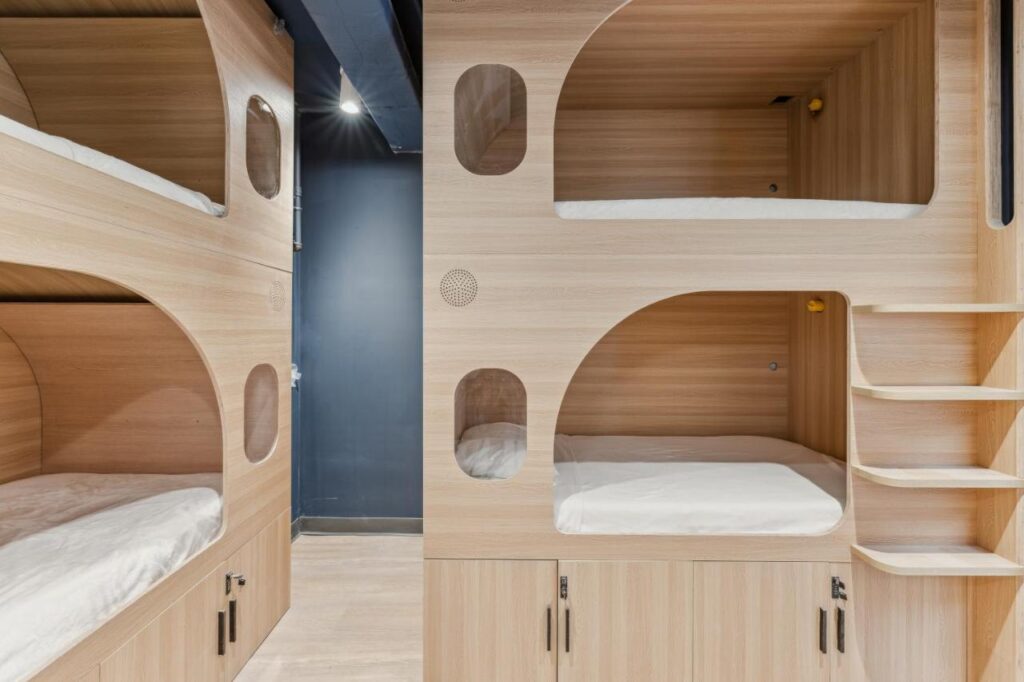 Meco Hotel - Image 4