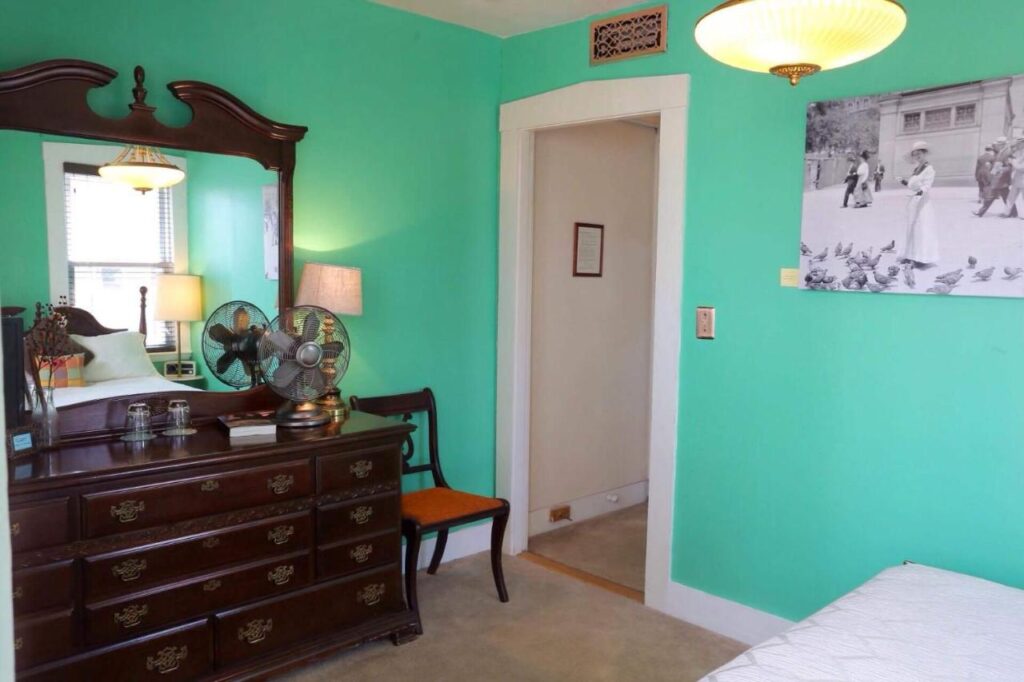 Stepping Stone Inn - Image 2
