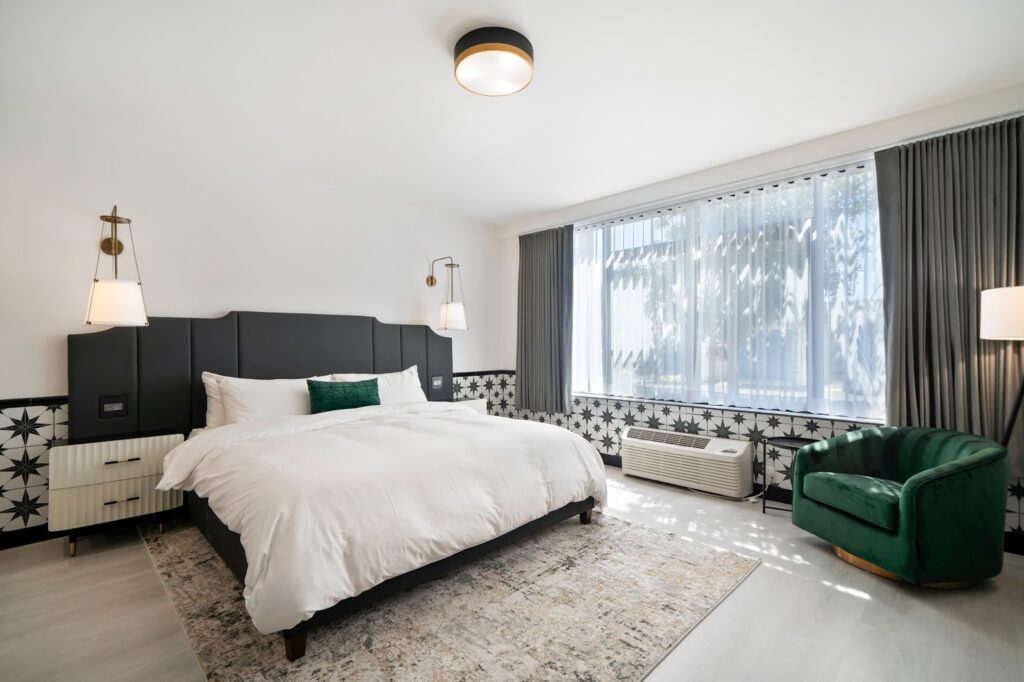Casablanca Inn - Image 6