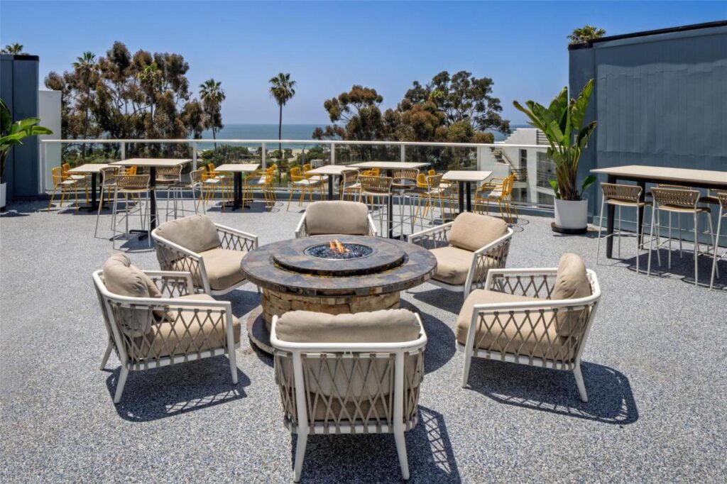 Hilton Garden Inn Dana Point Doheny Beach - Image 1
