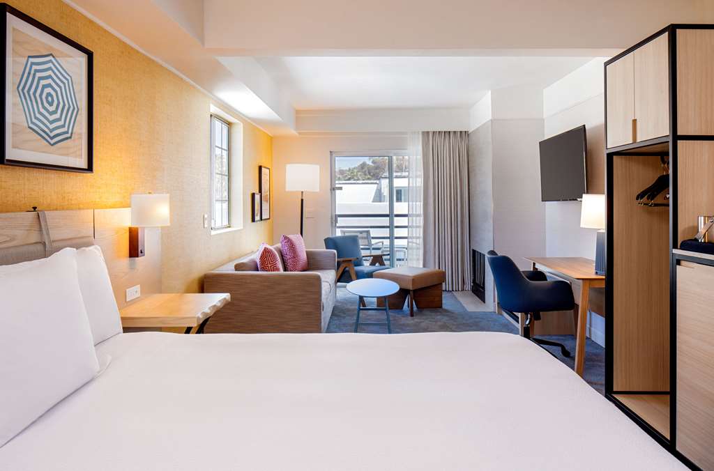 Hilton Garden Inn Dana Point Doheny Beach - Image 5