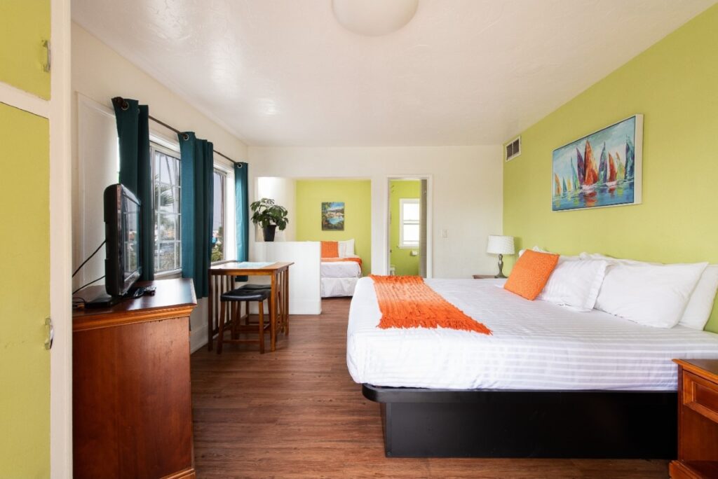 The Patriots Boutique Motel - Image 6