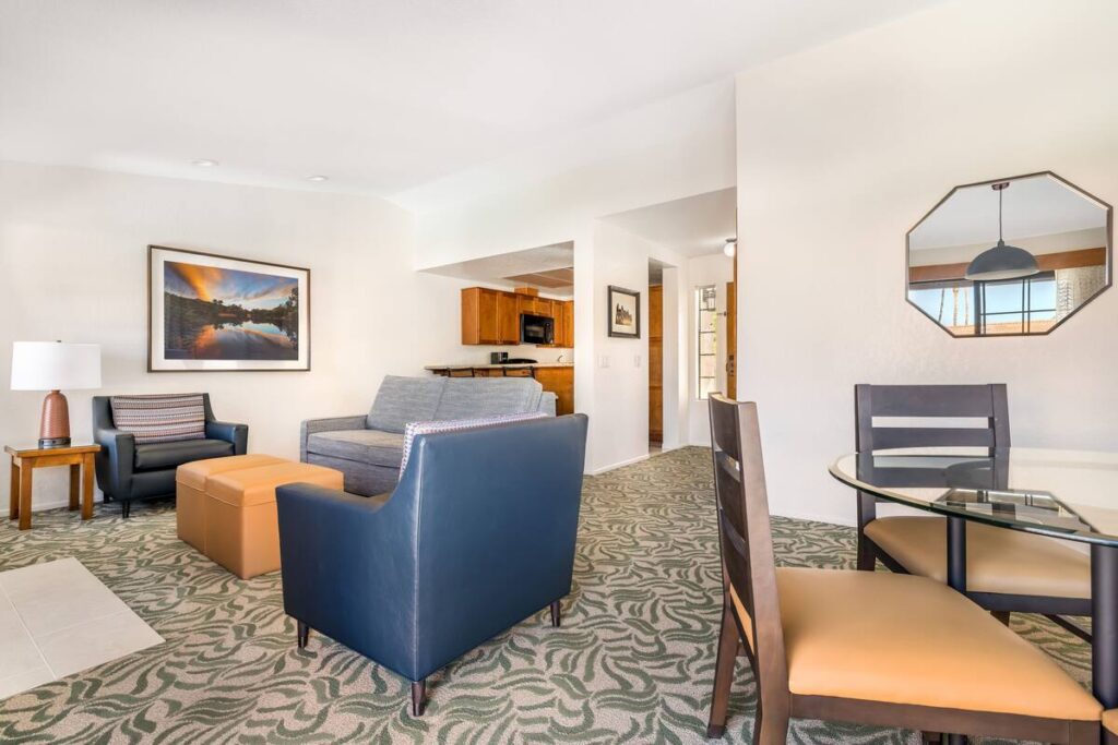 Riviera Oaks Resort - Image 5