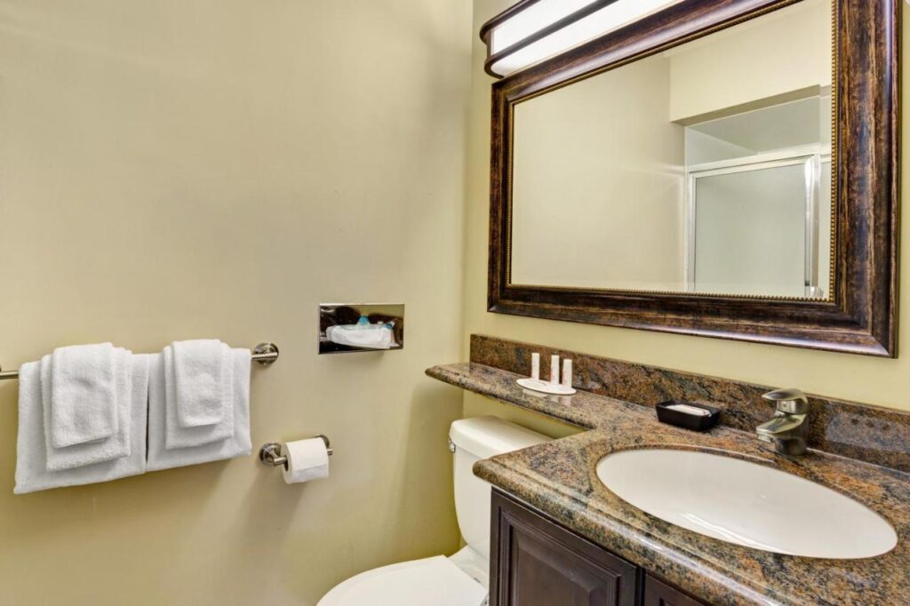 Travelodge by Wyndham Presidio San Francisco - Image 5