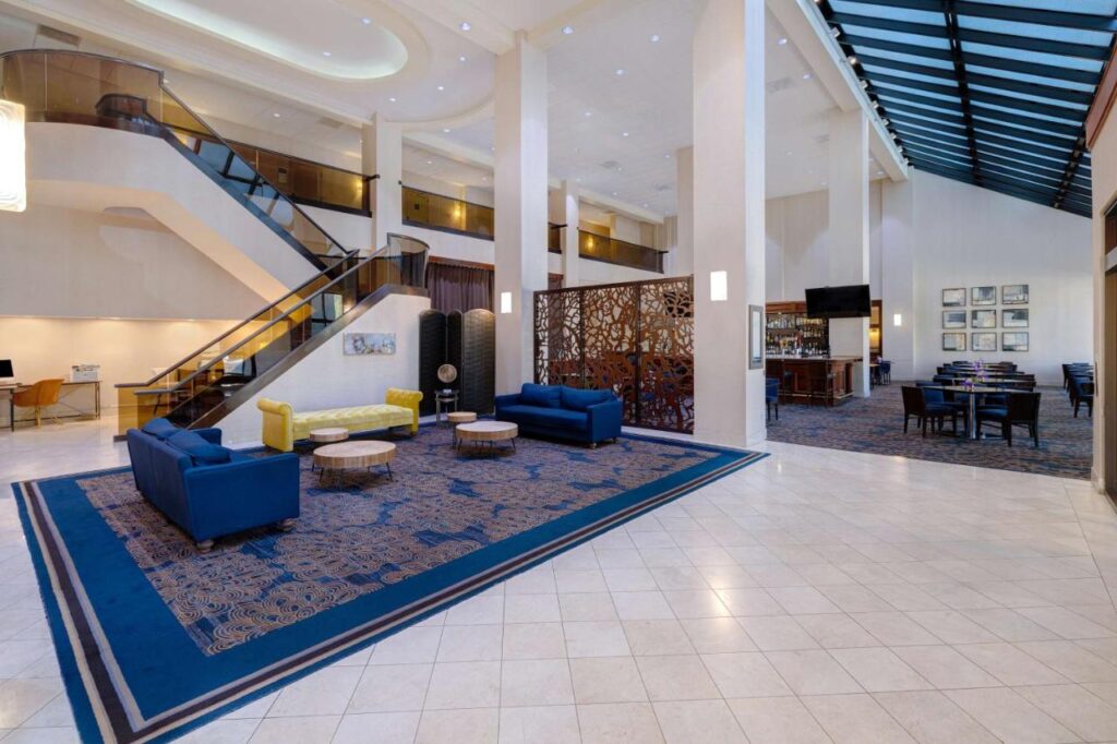 Embassy Suites by Hilton Santa Clara Silicon Valley - Image 1