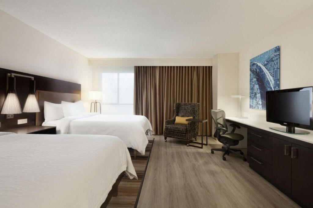 Hilton Garden Inn Cupertino - Image 4