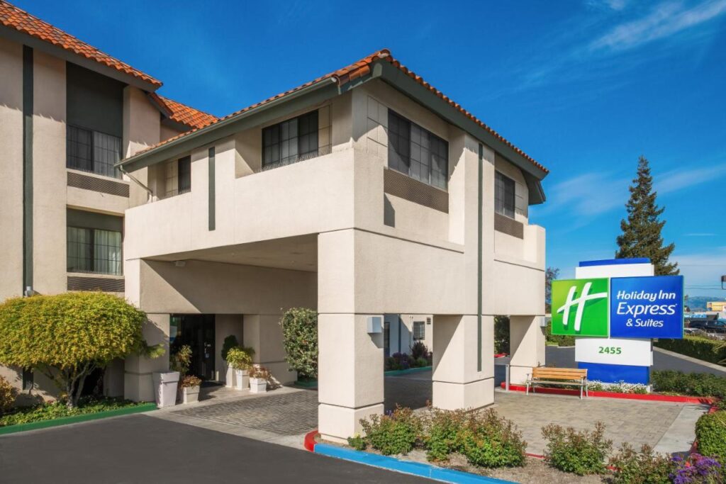 Holiday Inn Express & Suites Santa Clara - Silicon Valley by IHG - Image 1