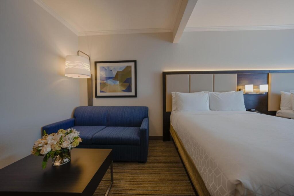 Holiday Inn Express & Suites Santa Clara - Silicon Valley by IHG - Image 2